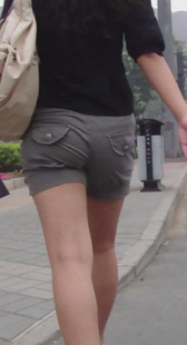 少妇走路就是会扭