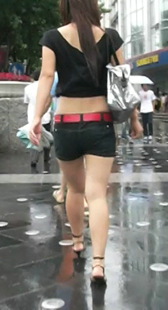 细腰美腿大屁股少妇