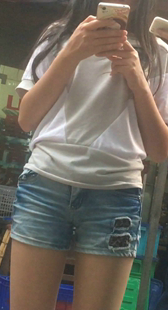 街拍热裤紧身小妹前后