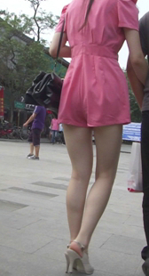 高跟白皙大腿身材超好