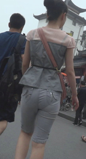 细腰大屁股小少妇内痕紧