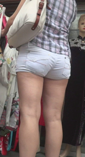 长腿大屁股热裤口味重