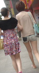 高挑玉腿包臀小妹