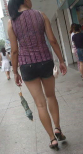 少妇走路如此迷人