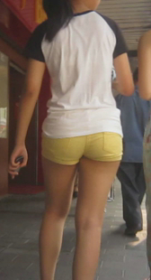 性感包臀紧身内痕