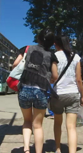 街拍高跟玉腿视频