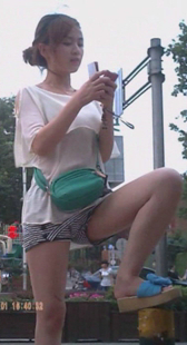 小妹这站姿谁受得了