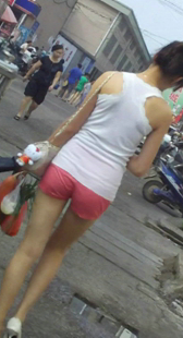 高跟玉腿身材好