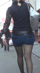 黑丝高跟热裤少妇