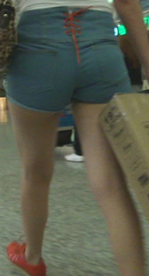 机场宽臀紧身OL