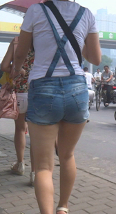 少女不胖却有如此大臀