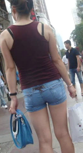 细腰牛仔高跟少妇