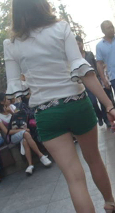 绿色热裤长腿高跟OL