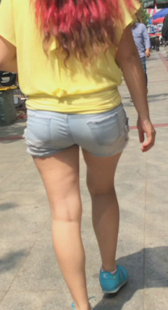 性感包臀紧牛少妇