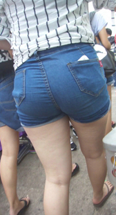 超极重口味包臀少妇