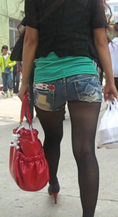 性感黑高跟黑丝紧牛