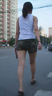 蛇腰宽臀小少妇真会扭