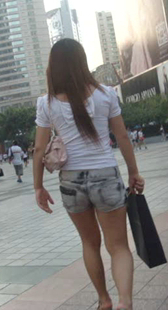 超紧牛仔深沟小妹