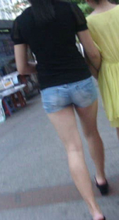 牛仔热裤小妹开发少