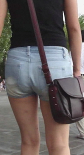 公园翘臀超紧牛