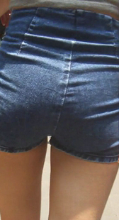 性感长腿深沟热裤OL