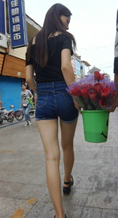 大长腿热裤美女视频