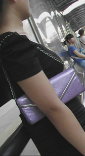 性感黑丝丰满少妇