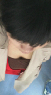 在公交也不能错过性感小妹