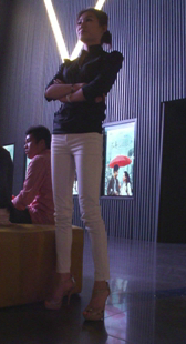 高跟长腿翘臀少妇