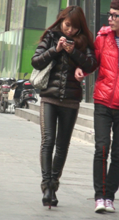 冬天街拍布裤视频