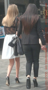 闺蜜逛街，喜欢哪个