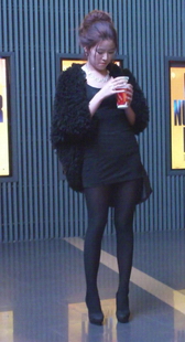 好性感的黑丝美女