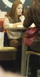 长时间跟拍丝袜美女