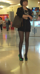 性感高跟黑丝长腿少妇