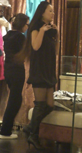 长筒黑丝美少妇