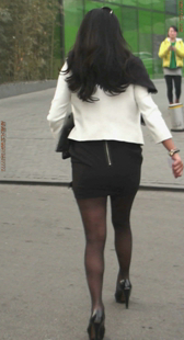 黑丝高跟短裙小少妇