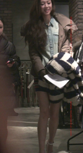 肉丝超短裙少妇