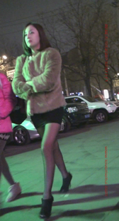 超短裙配黑丝才性感