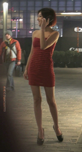 靓丽高跟短裙少妇