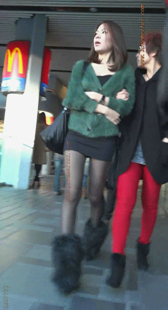 丝袜超短裙小妹