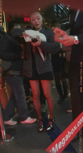 高跟黑色丝袜少妇