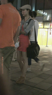 服装店红裙高跟