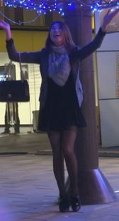 黑丝小少妇心情不错