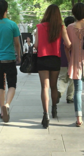 性感黑丝包臀高跟少妇