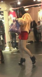 红裙少妇夹不紧