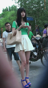 极品漂亮高跟美腿少妇