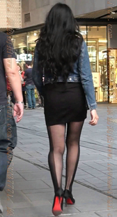 黑色高跟鞋条纹黑丝的丰满MM