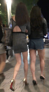 蓝色紧牛的骚货这腰扭的啊