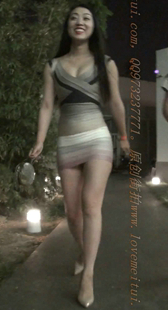 极骚的性感包臀大屁股骚货