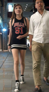 性感超短包臀的美腿MM